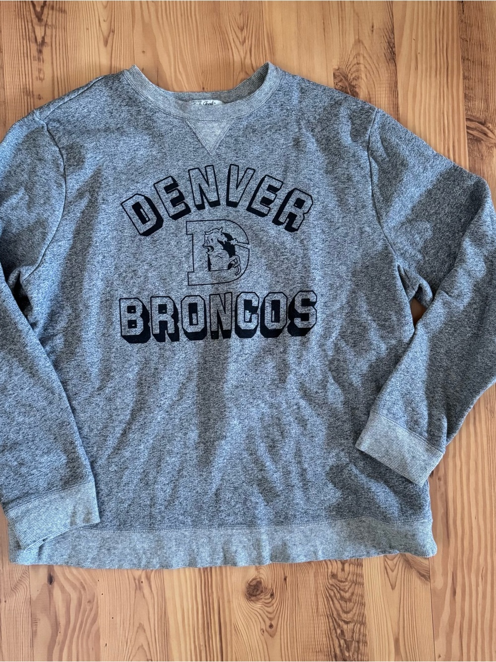 Denver Broncos Grey Crewneck Sweatshirt - Size XL
